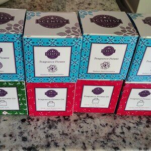 New 4 Scentsy Fragrance Flowers for the Holidays